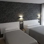 Rosales 3* Saron