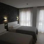 Rosales 3* Saron