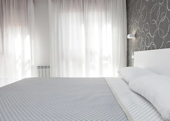 Guest house Rosales 3*